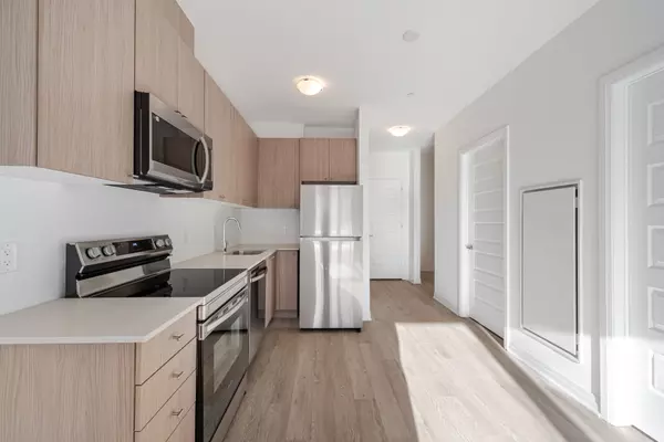 Milton, ON L9E 1Z4,480 Gordon Krantz AVE #101