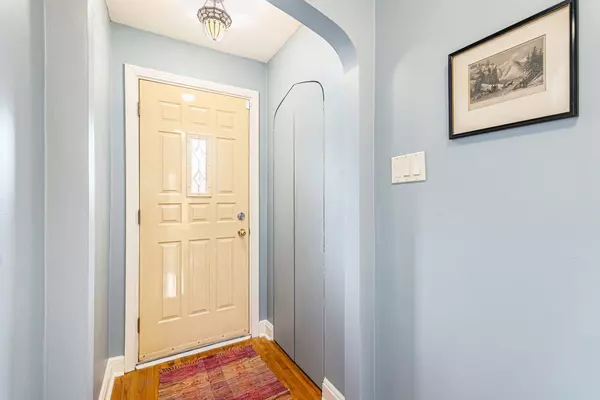 Vanier And Kingsview Park, ON K1L 6T4,292 Ducharme BLVD