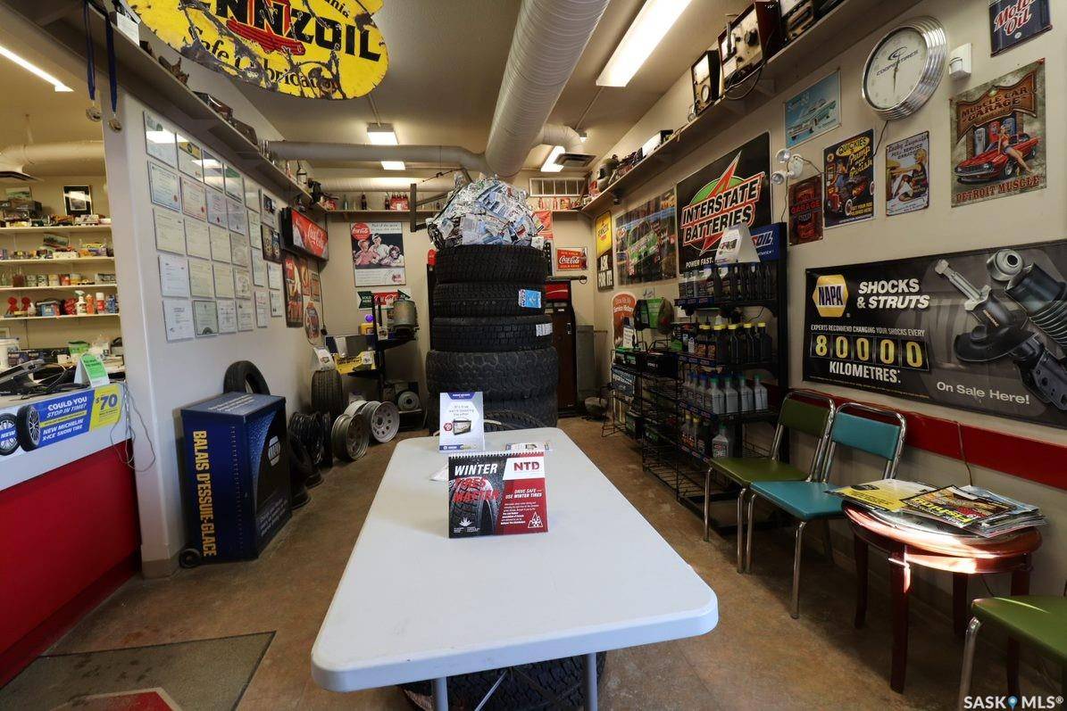 La Ronge, SK S0J 1L0,704 Finlayson STREET