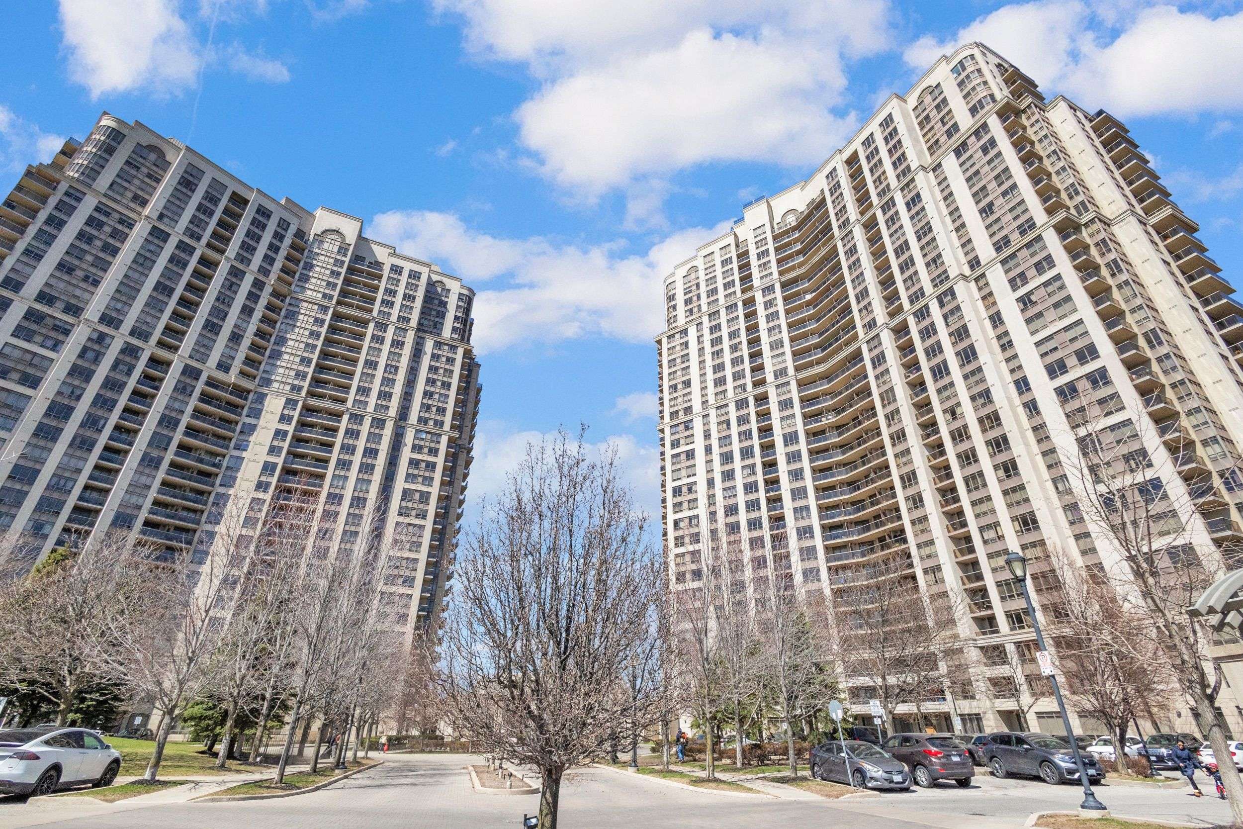 700 Humberwood BLVD #1027, Toronto W10, ON M9W 7J4