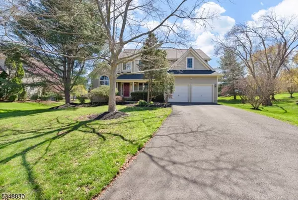 3 Pauma Valley Ct, Montgomery Twp., NJ 08558