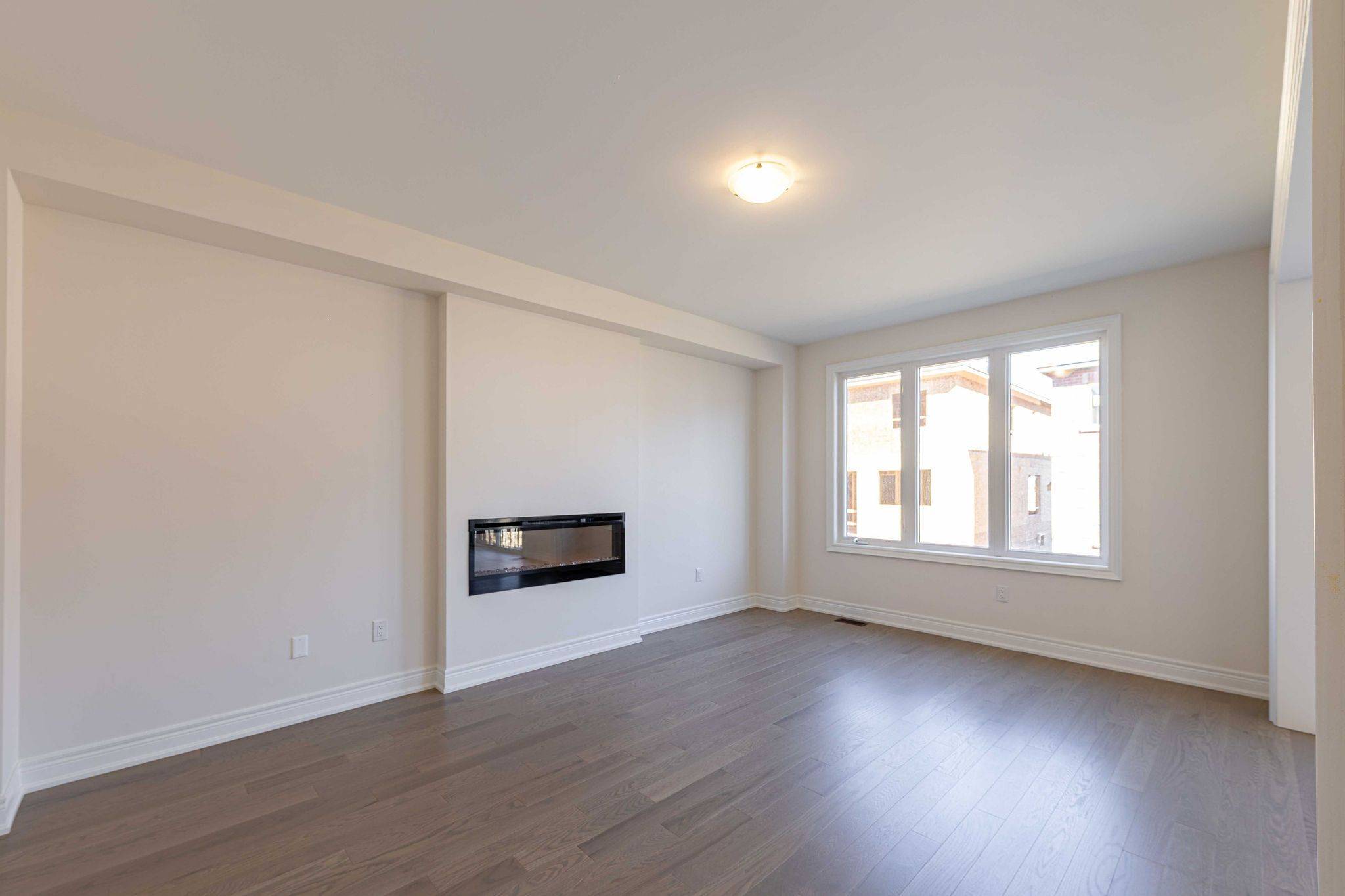 Georgina, ON L4P 0E8,44 Faimira AVE