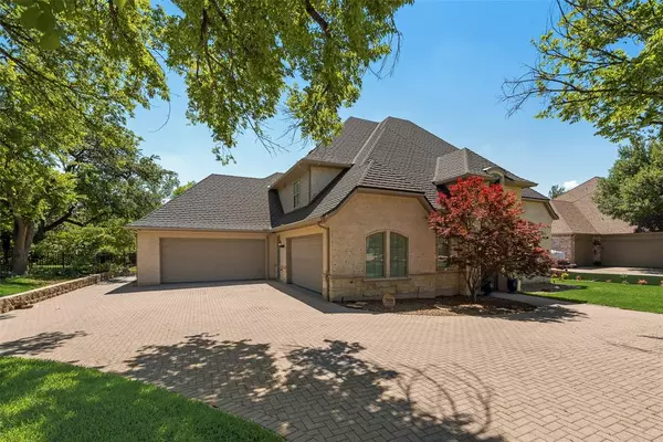 Dallas, TX 75252,7028 Creek Bend Road