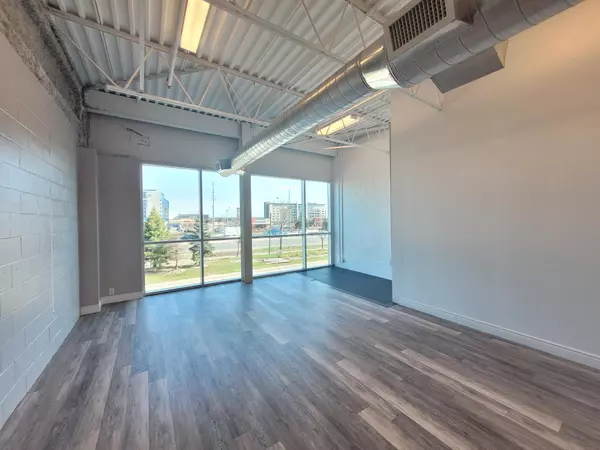 Vaughan, ON L4H 0P6,6175 Highway 7 N/A #3B