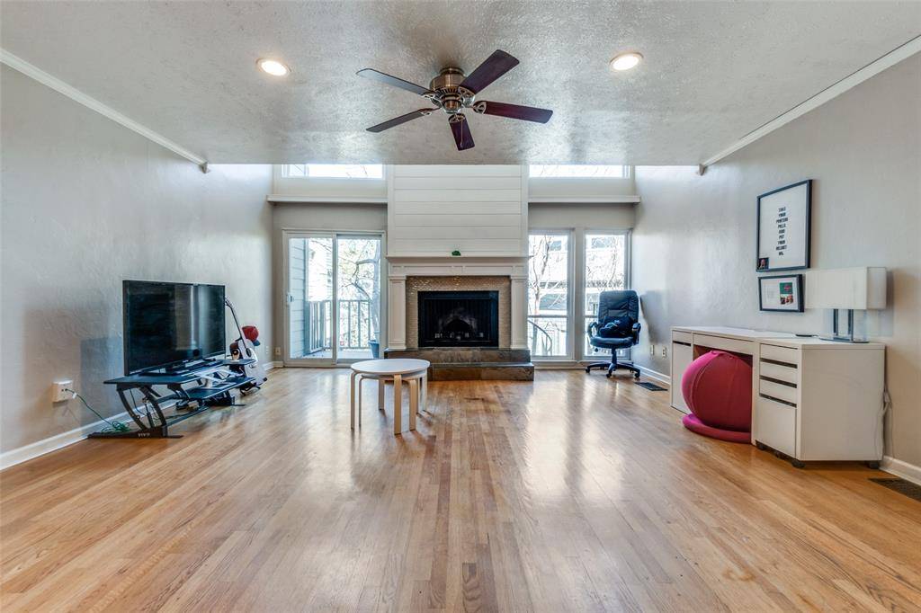 Dallas, TX 75231,6808 Eastridge Drive #13