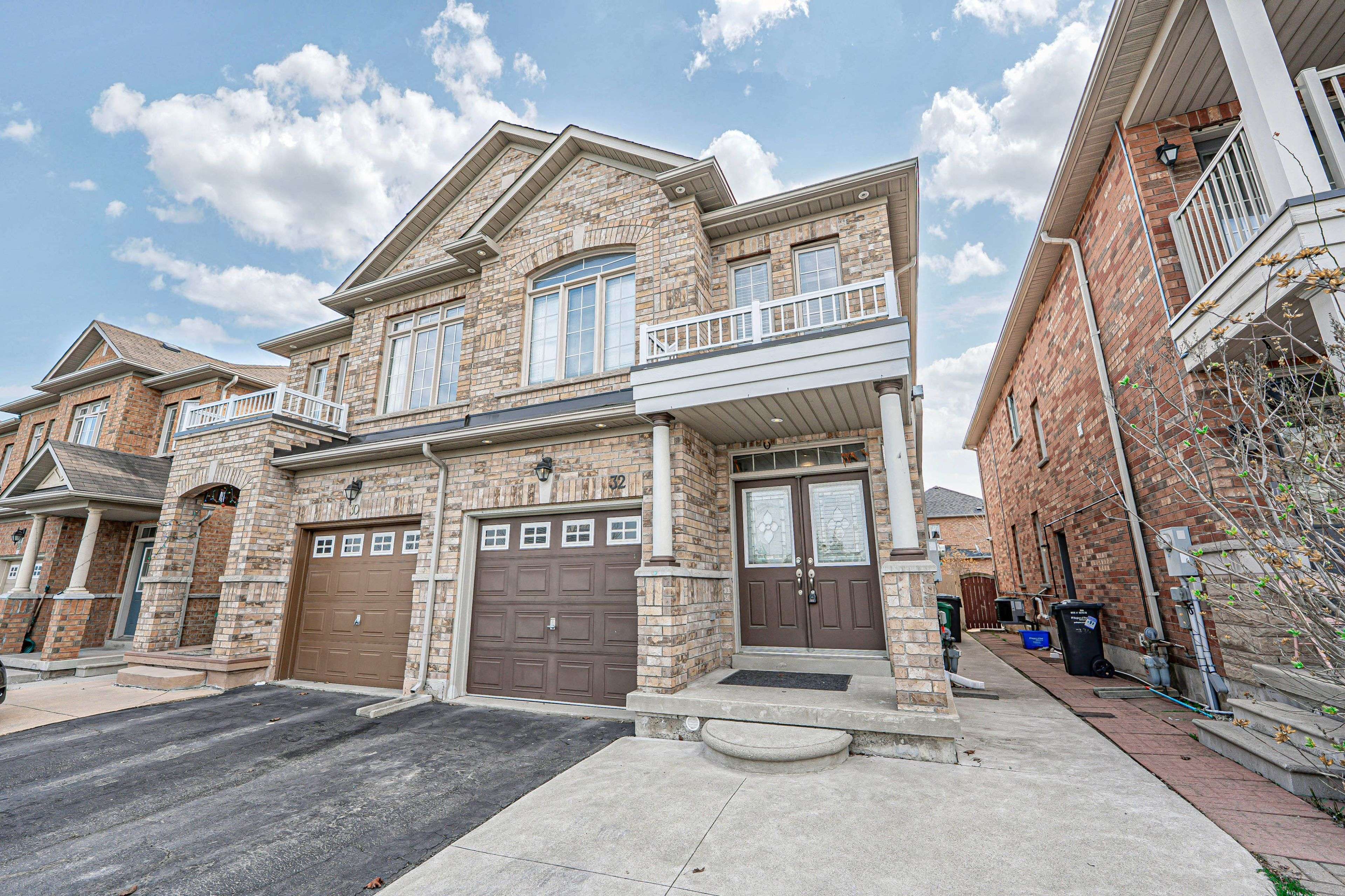 Brampton, ON L6P 2R7,32 Crystalview CRES