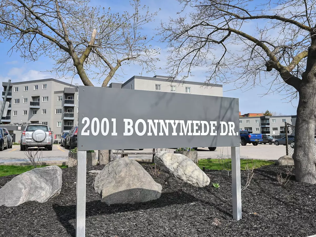 Mississauga, ON L5J 4H8,2001 Bonnymede DR #22