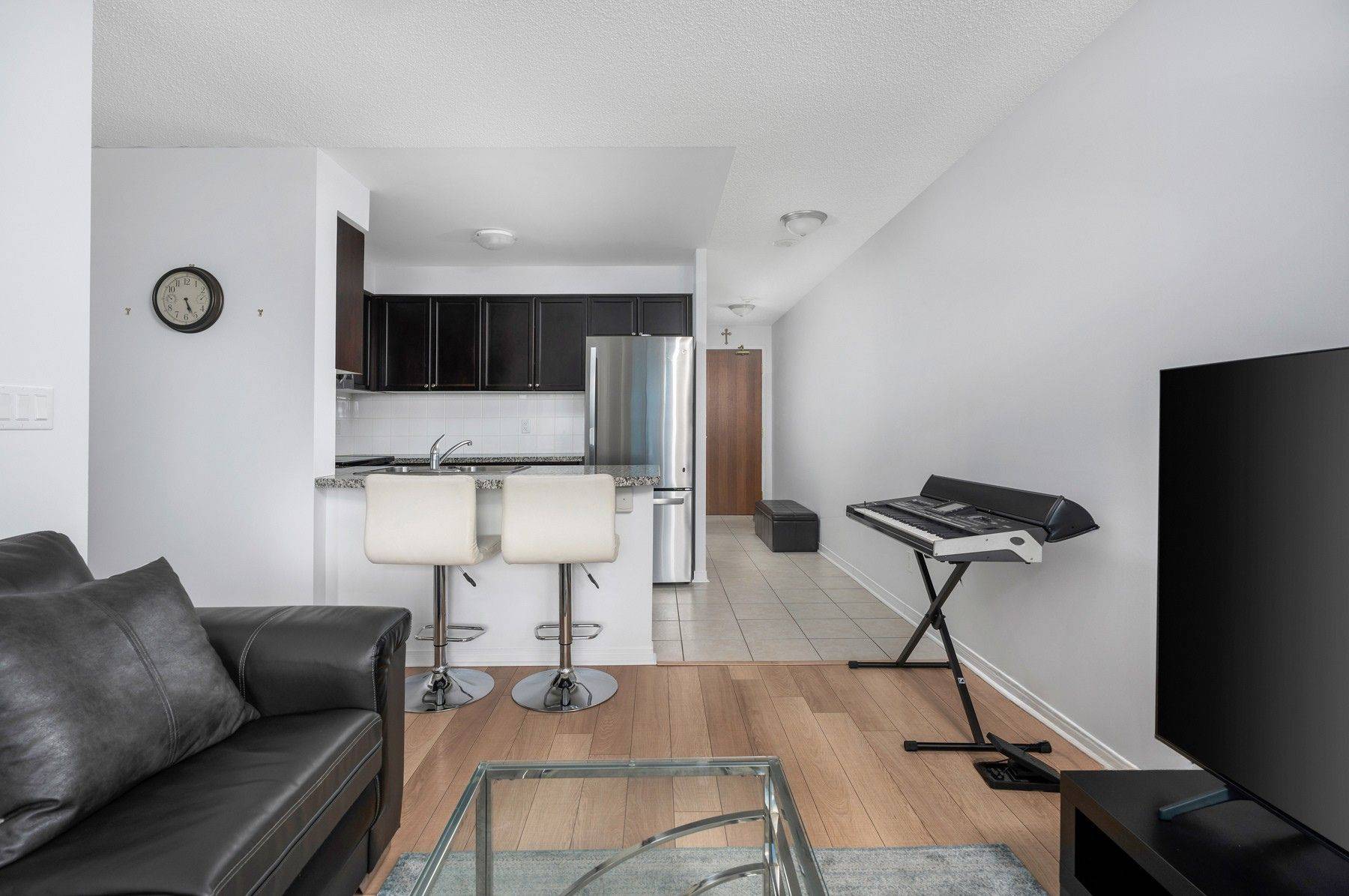 4900 Glen Erin DR #611, Mississauga, ON L5M 7S2