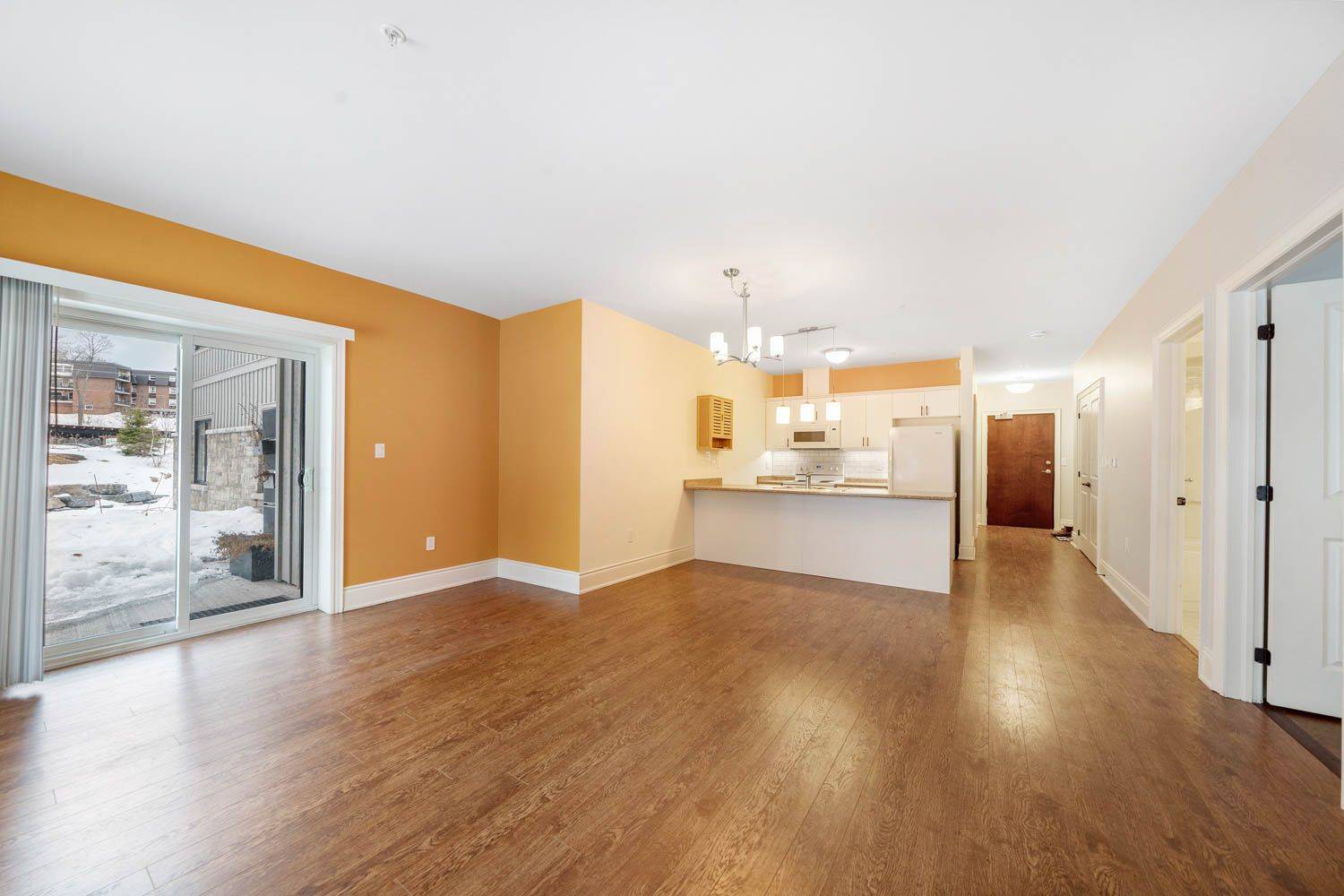 Parry Sound, ON P2A 3B6,11C Salt Dock RD #104