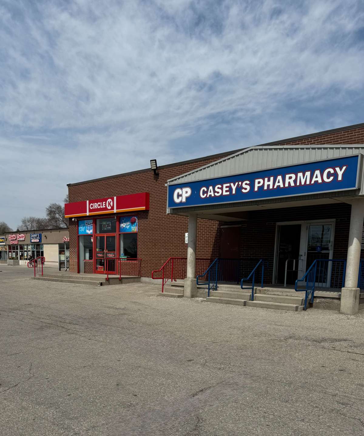 Cambridge, ON N1R 4S1,115 Christopher DR