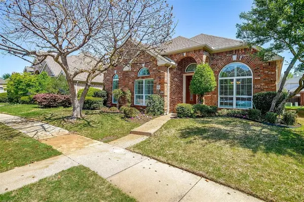 8644 Mill Creek Road,  Irving,  TX 75063