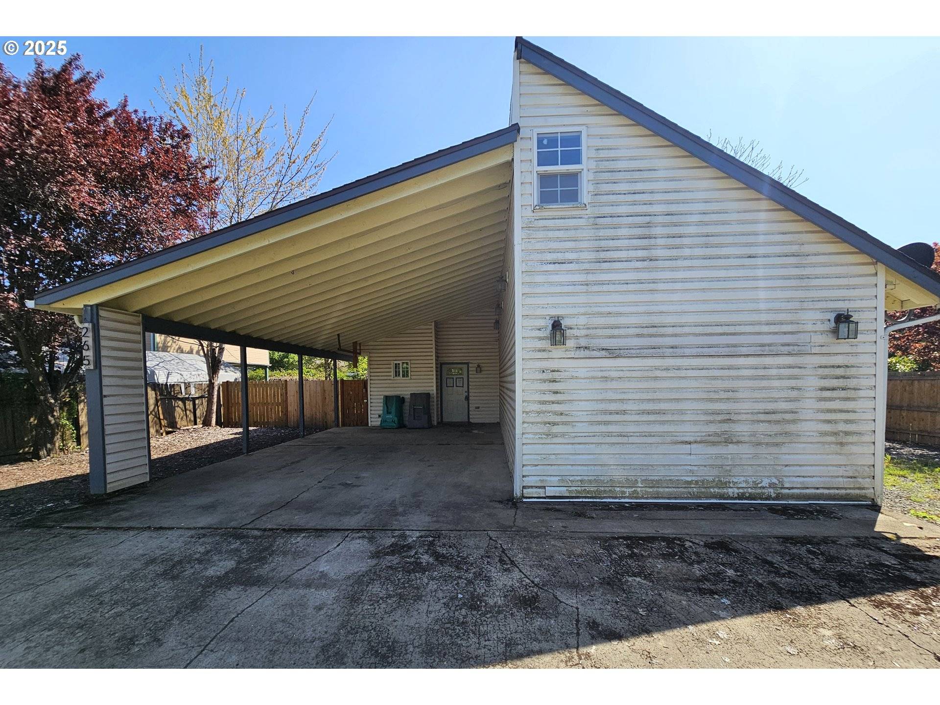 265 S OLIVE ST, Yamhill, OR 97148