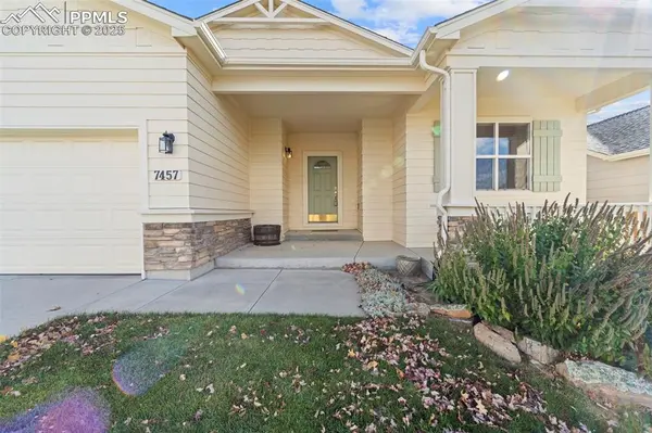 Colorado Springs, CO 80923,7457 Legend Hill DR