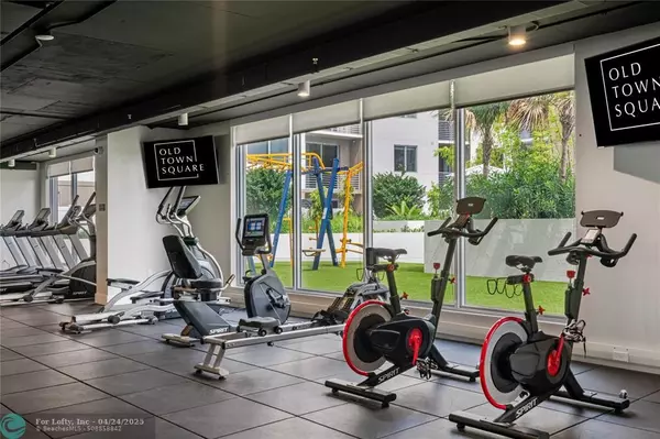 Pompano Beach, FL 33060,200 NE 1st Ave #105