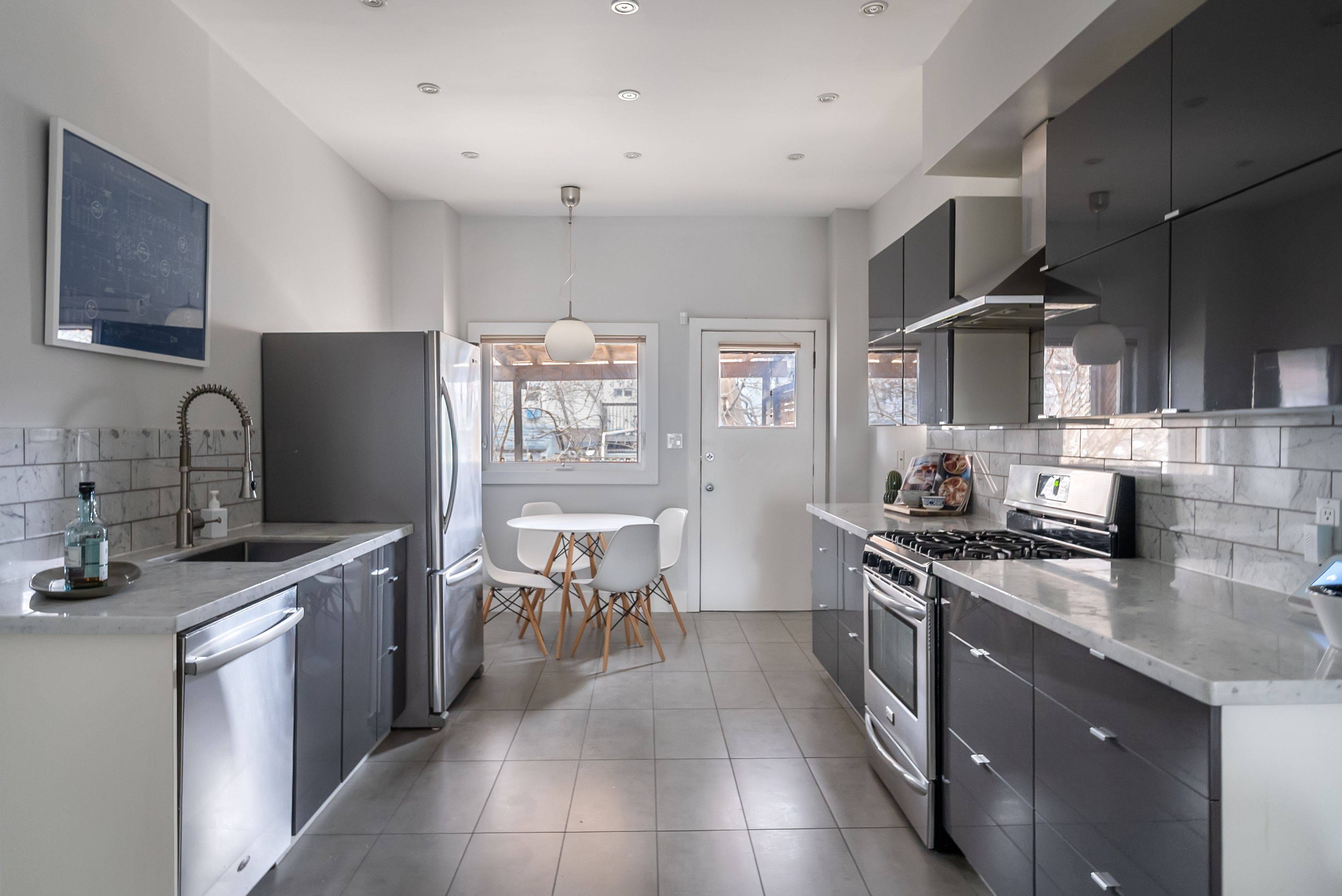 Toronto E01, ON M4M 2C9,175 Hamilton ST