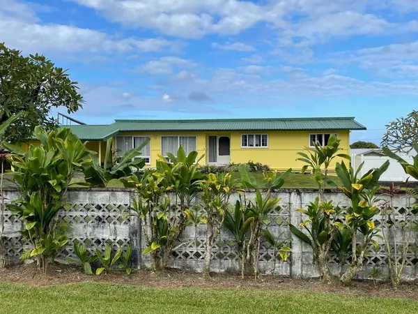 Hilo, HI 96720,79 HOKUPAA ST