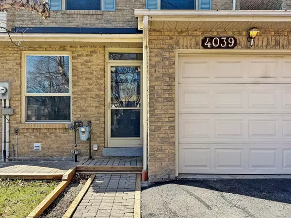 Mississauga, ON L5L 2Y4,4039 Farrier CT