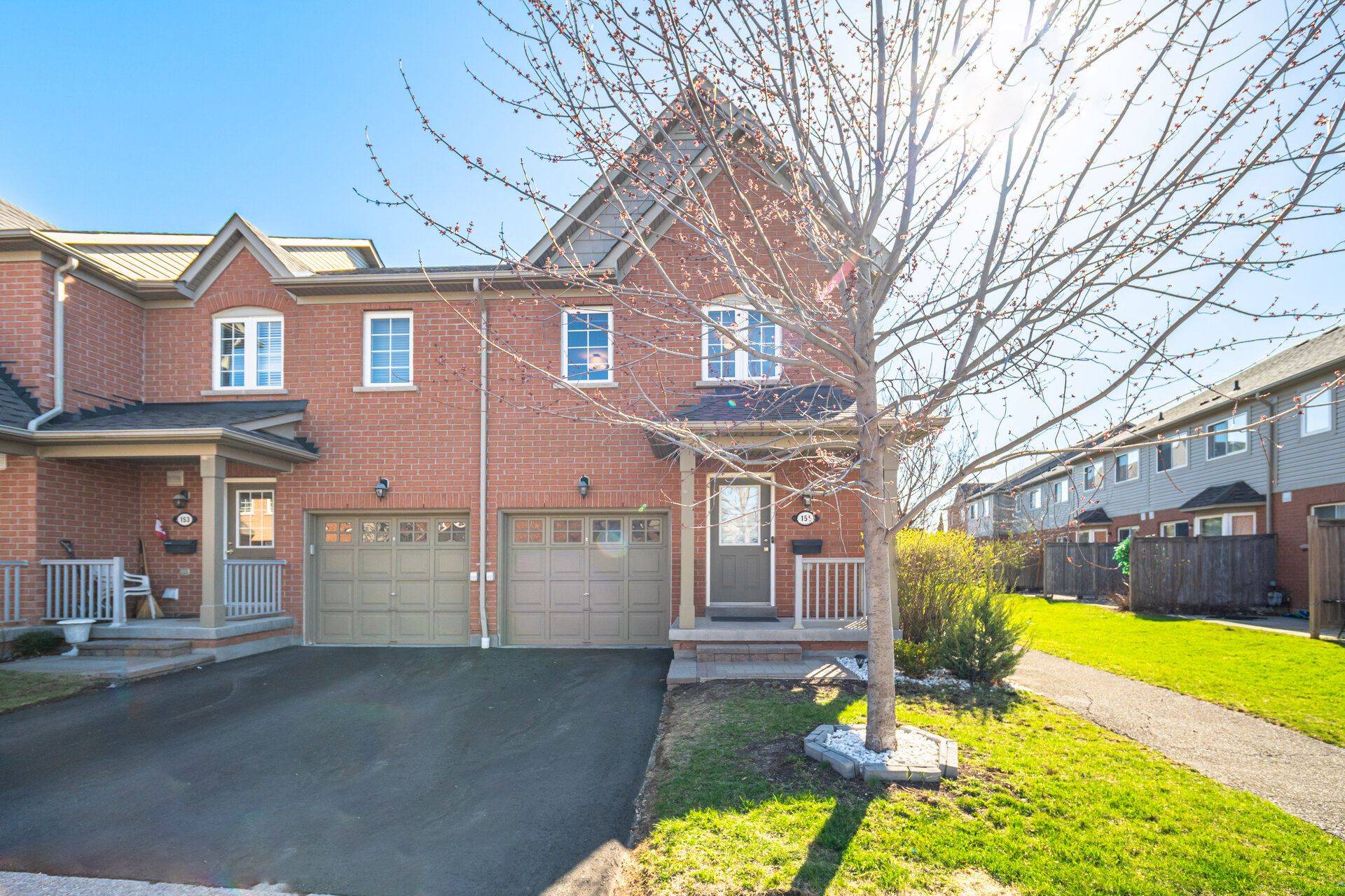 3150 Erin Centre BLVD #151, Mississauga, ON L5M 7Z4
