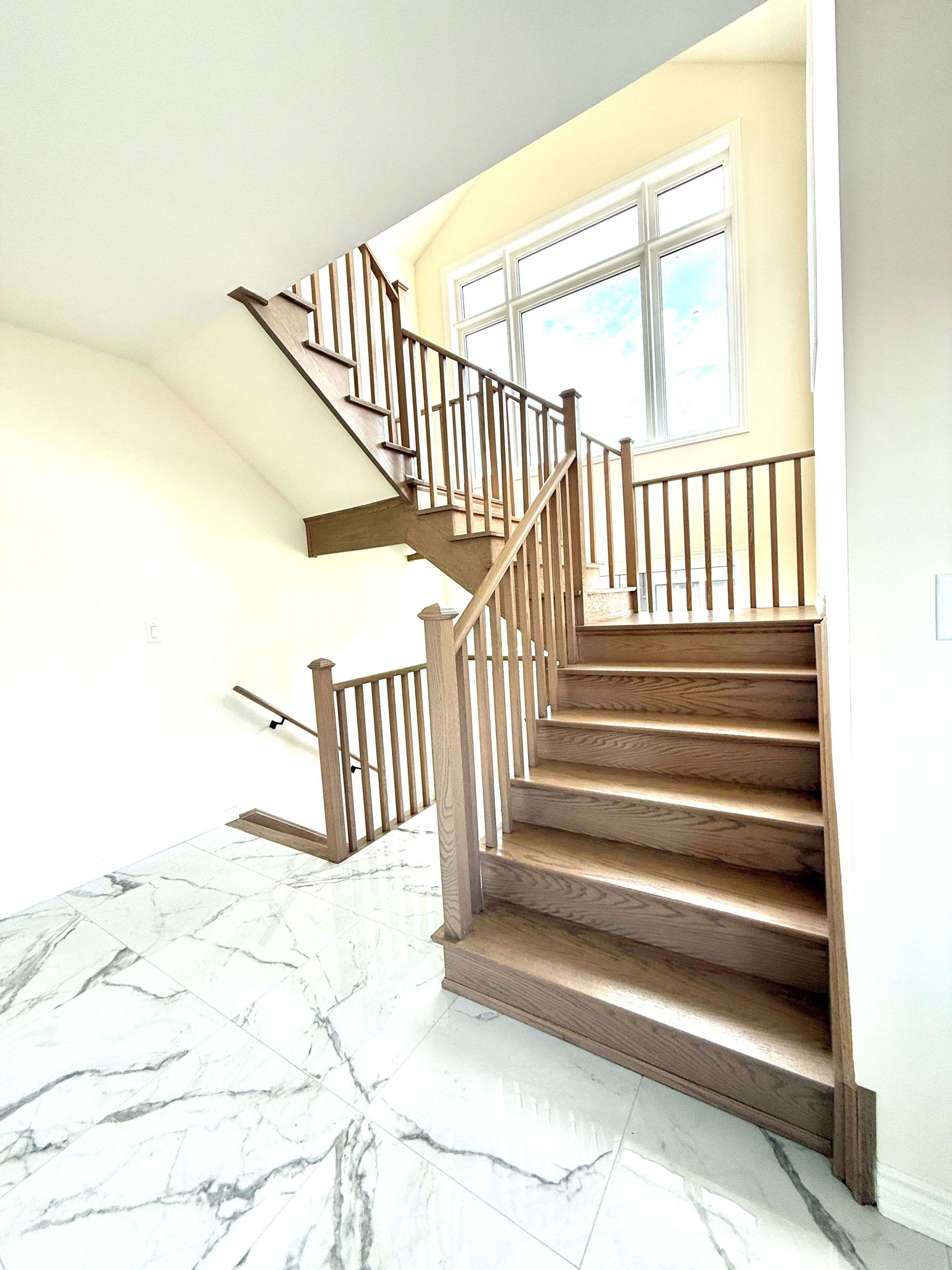 Brampton, ON L7A 5M2,45 Arnold CIR