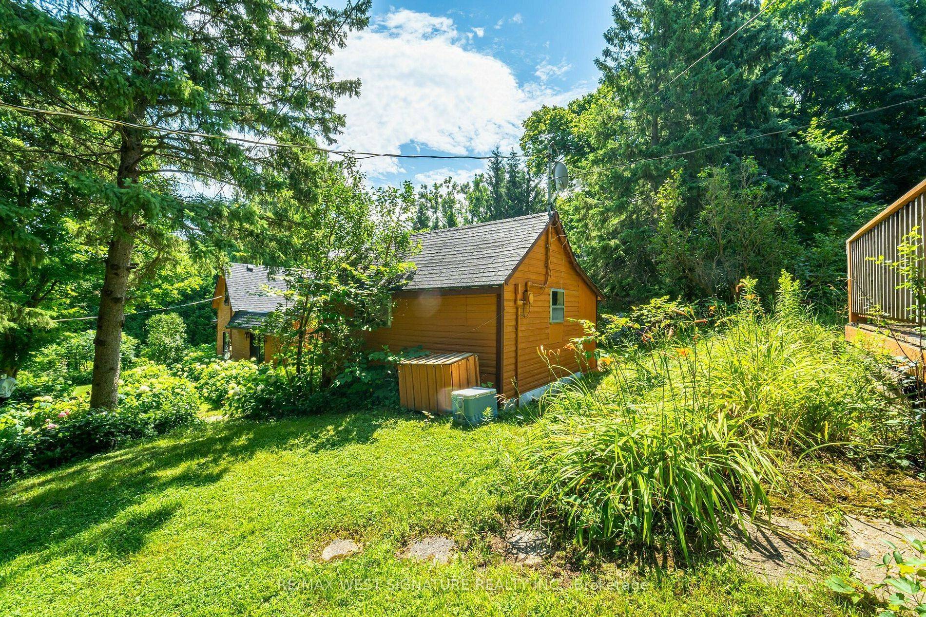 King, ON L7B 1A3,15670 Keele ST