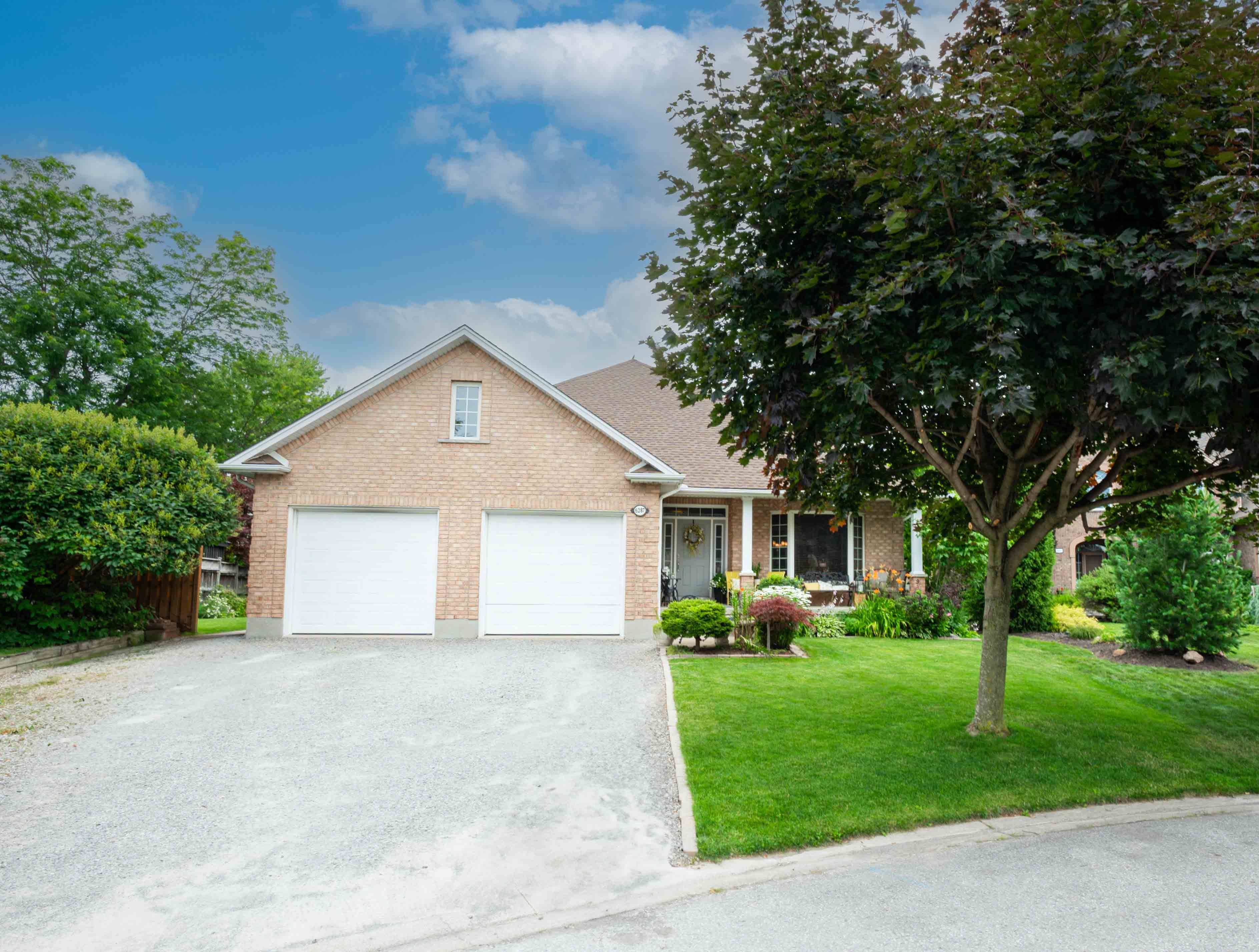 6287 Emma ST, Niagara Falls, ON L2J 4H2