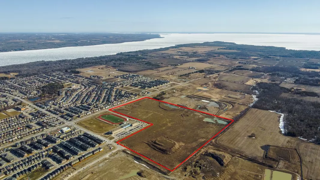 883 Mapleview Drive East DR E, Barrie, ON L9J 0C2