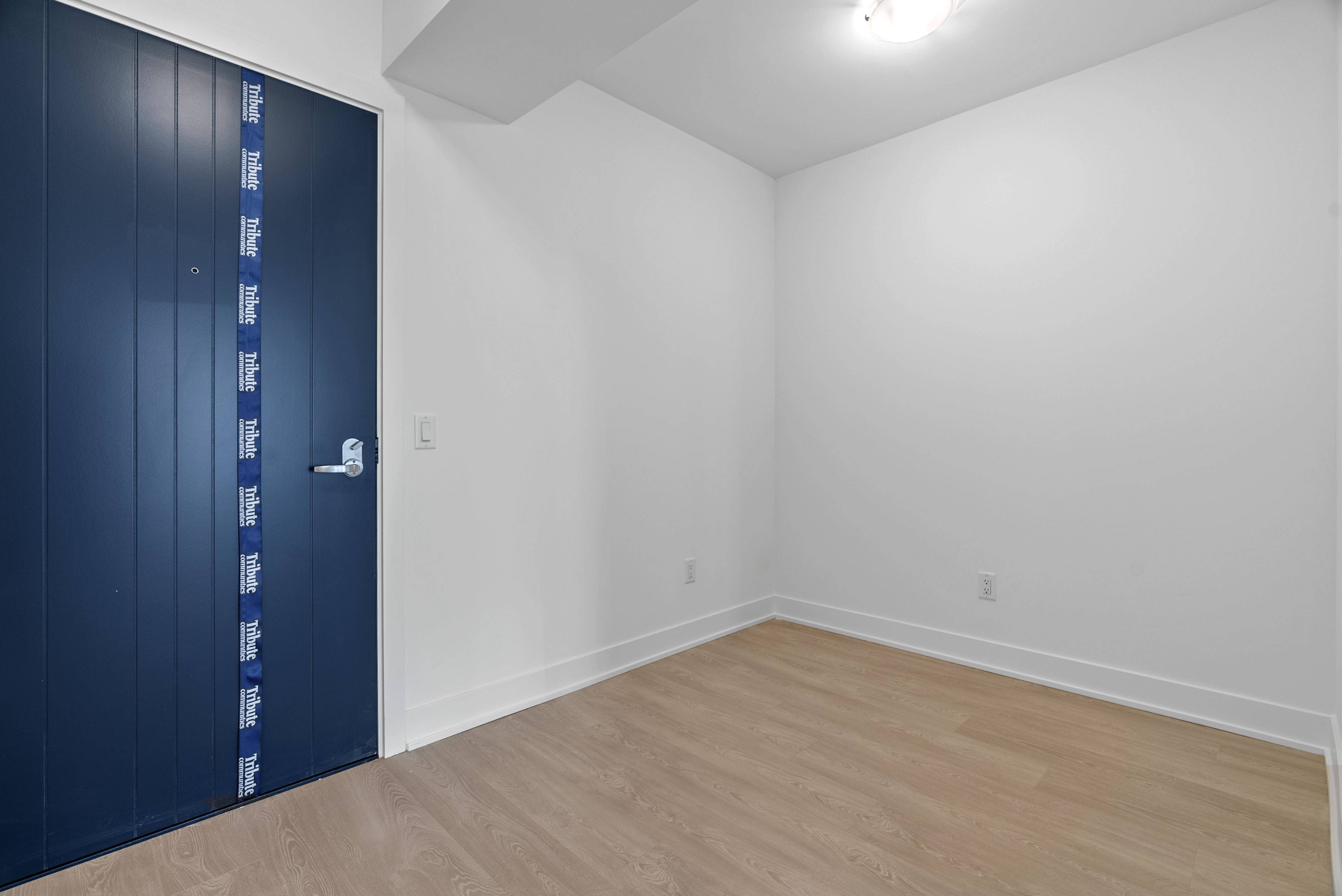 Oshawa, ON L1H 7K4,2545 Simcoe ST N #2621