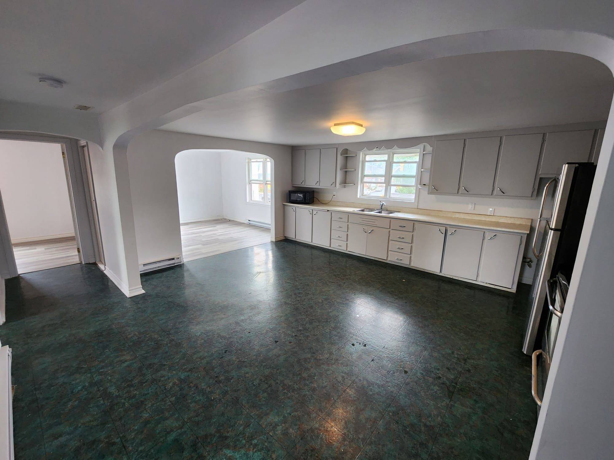 Casselman, ON K0A 1M0,696 PRINCIPALE ST #B