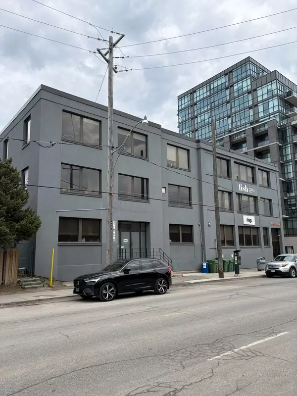 349 Carlaw AVE #303, Toronto E01, ON M4M 2T1
