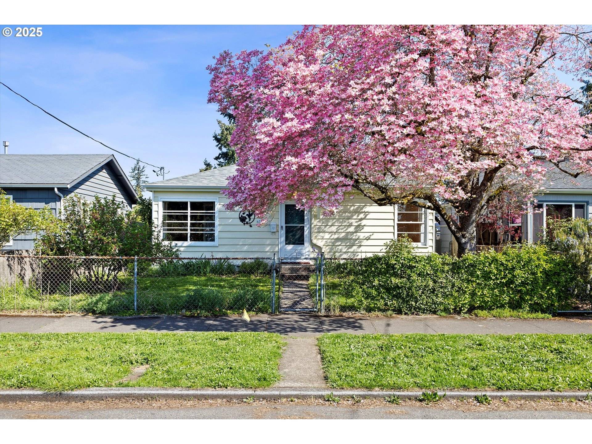 6725 SE KNIGHT ST, Portland, OR 97206