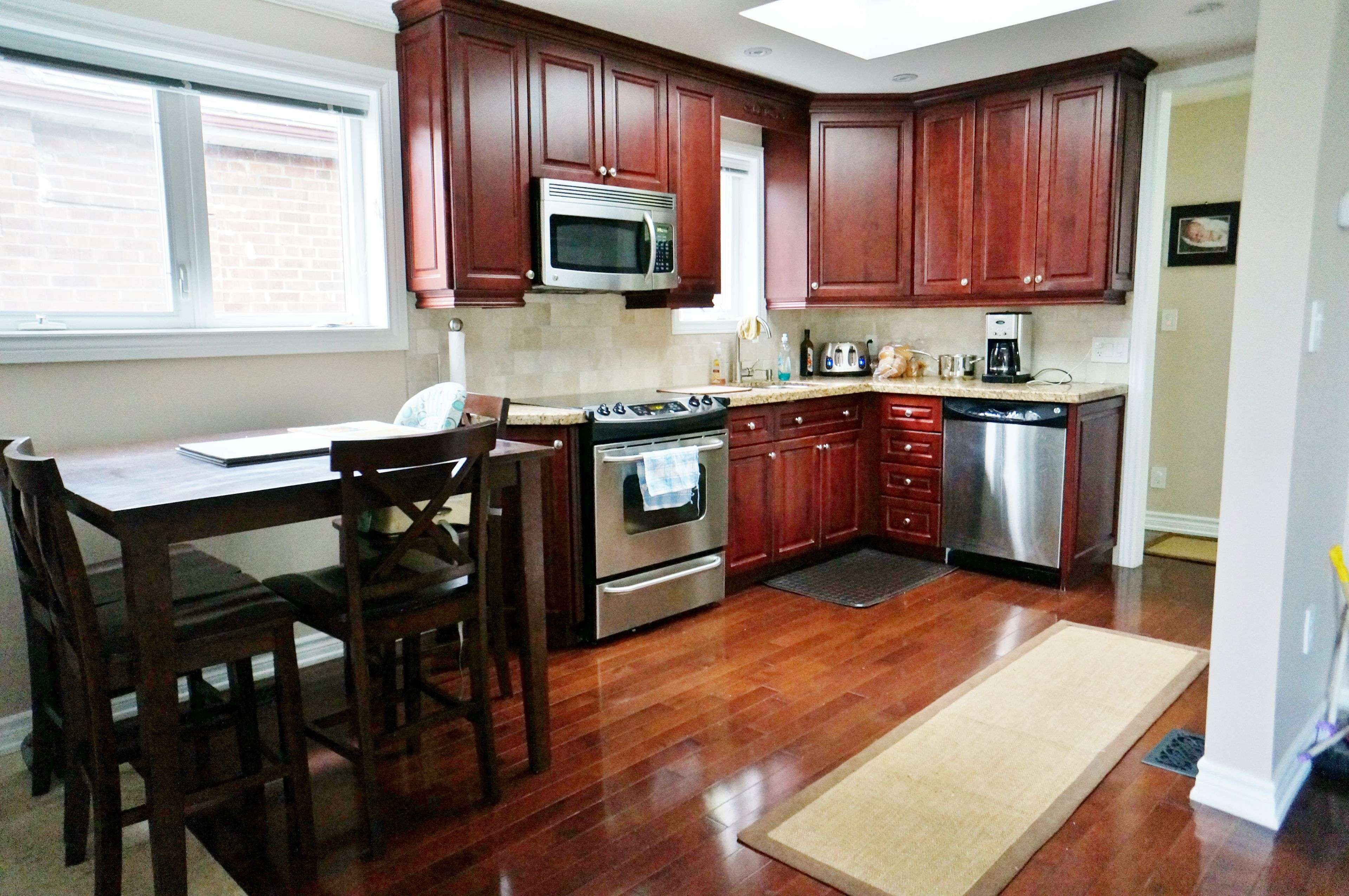 Toronto E03, ON M4C 2V1,653 Cosburn AVE