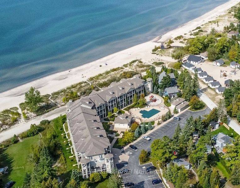 764 River RD E #111, Wasaga Beach, ON L9Z 2M7