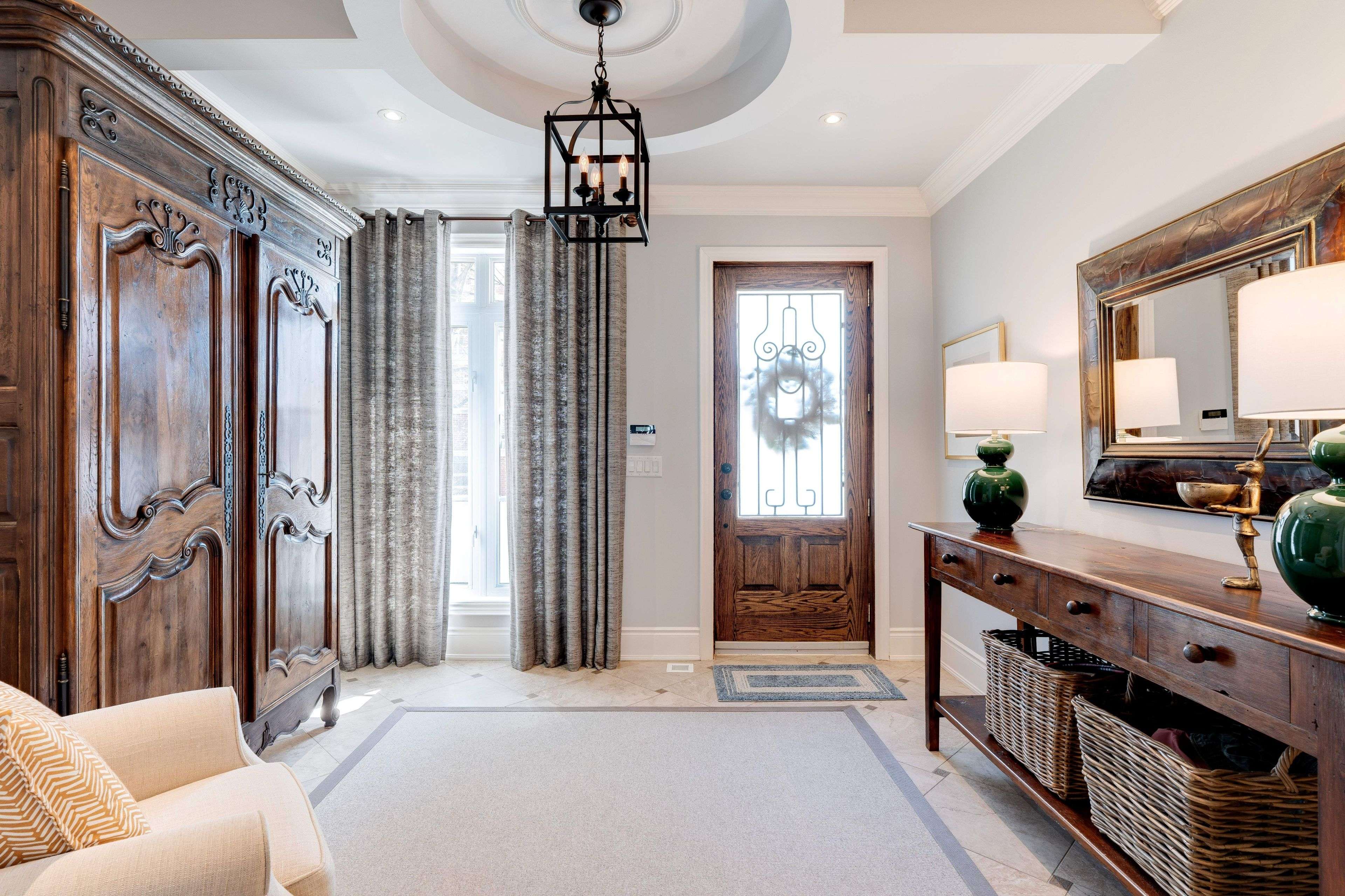 Oakville, ON L6J 1R3,339 Randall ST