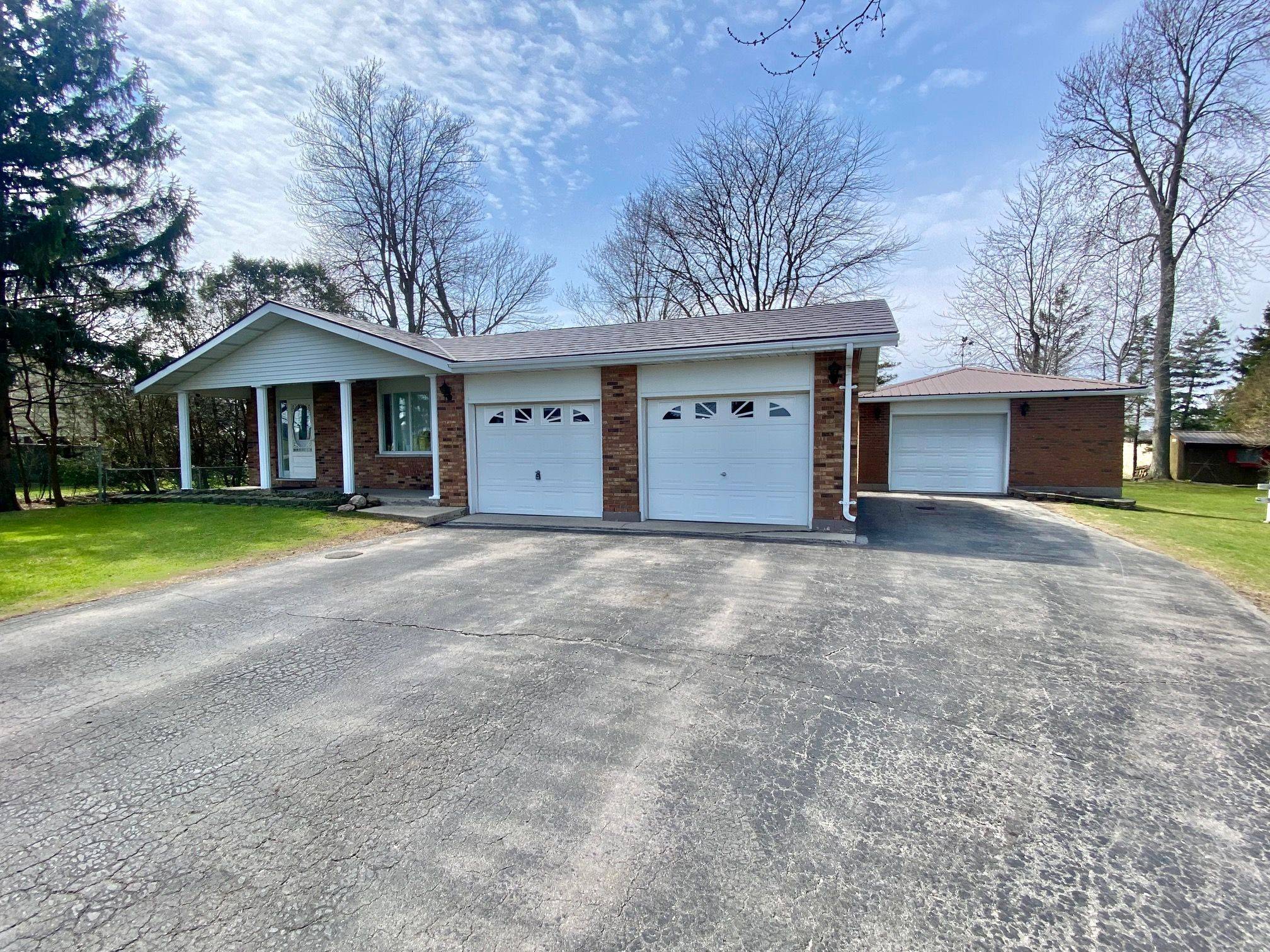 Aylmer, ON N5H 2R1,8945 HACIENDA RD