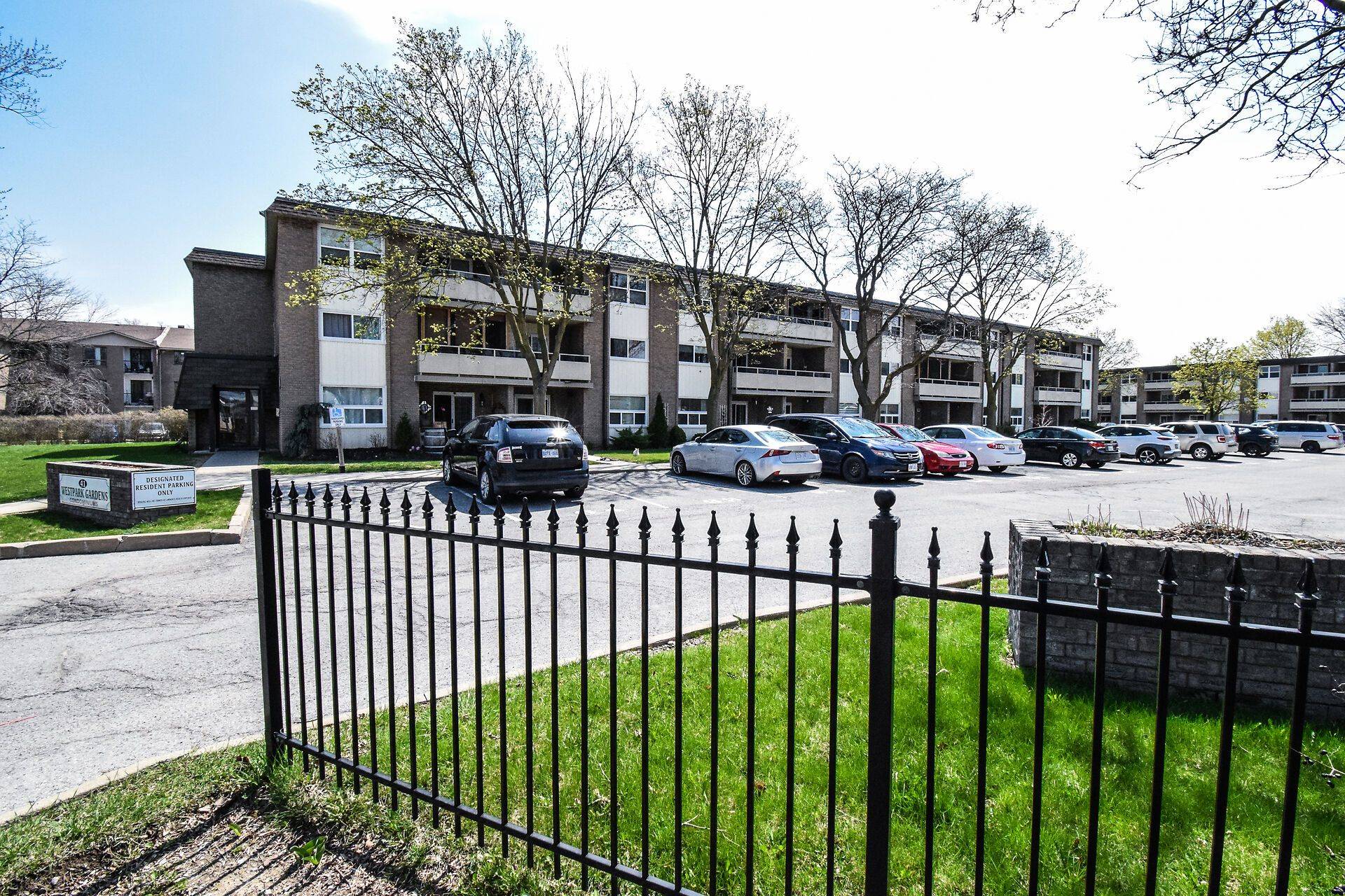 41 Rykert ST #105, St. Catharines, ON L2S 3A4