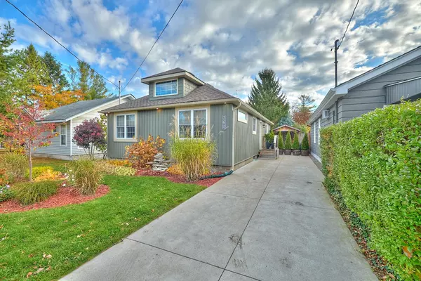 Fort Erie, ON L0S 1B0,364 OXFORD AVE