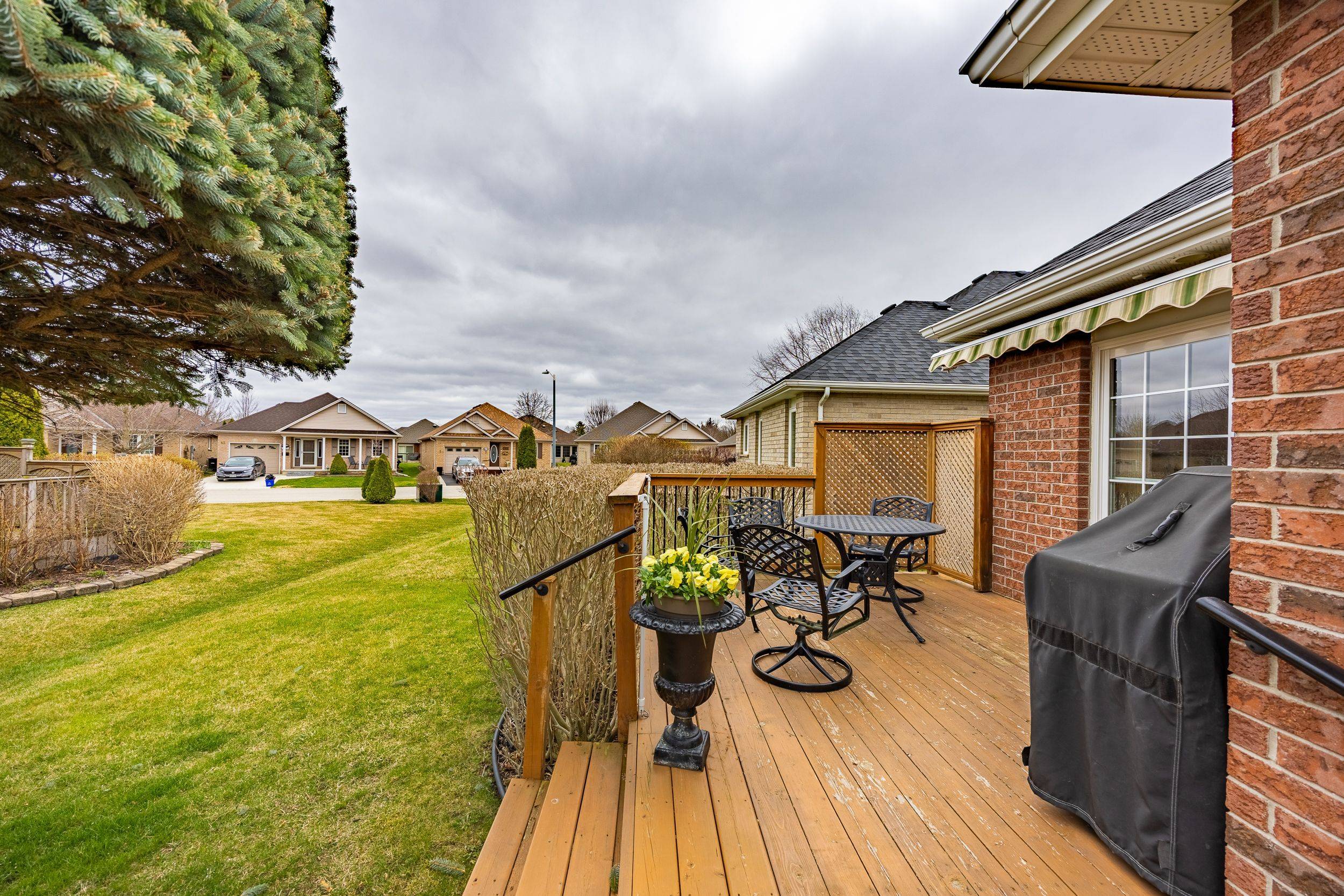Tillsonburg, ON N4G 5X5,18 Jones CRES