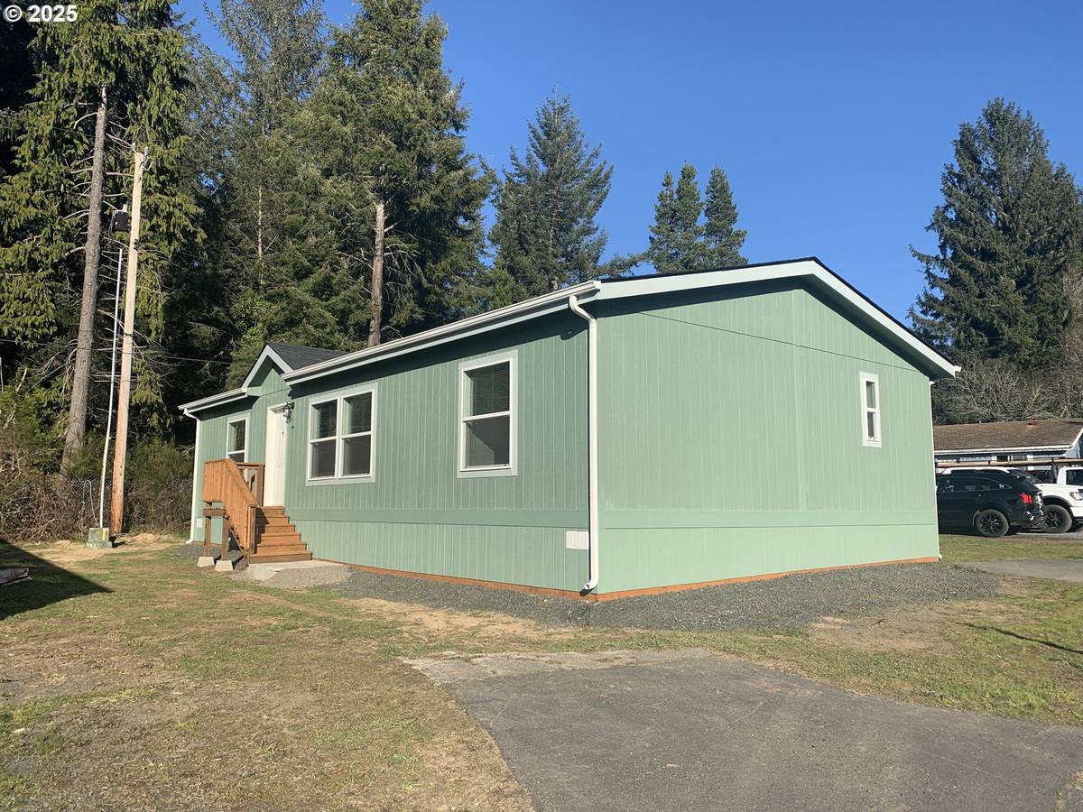 North Bend, OR 97459,69127 Wildwood DR #43