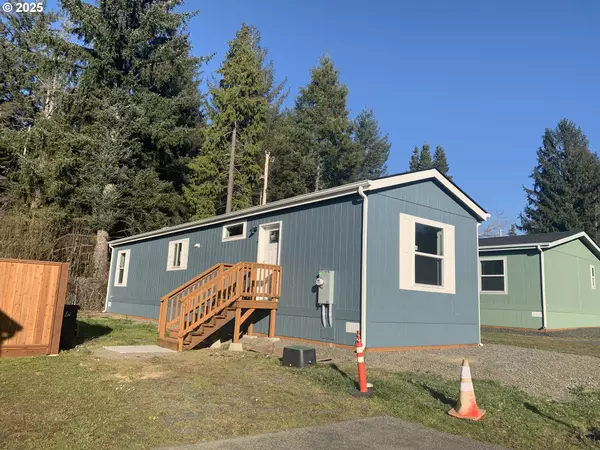 69127 Wildwood Rd #42, North Bend, OR 97459