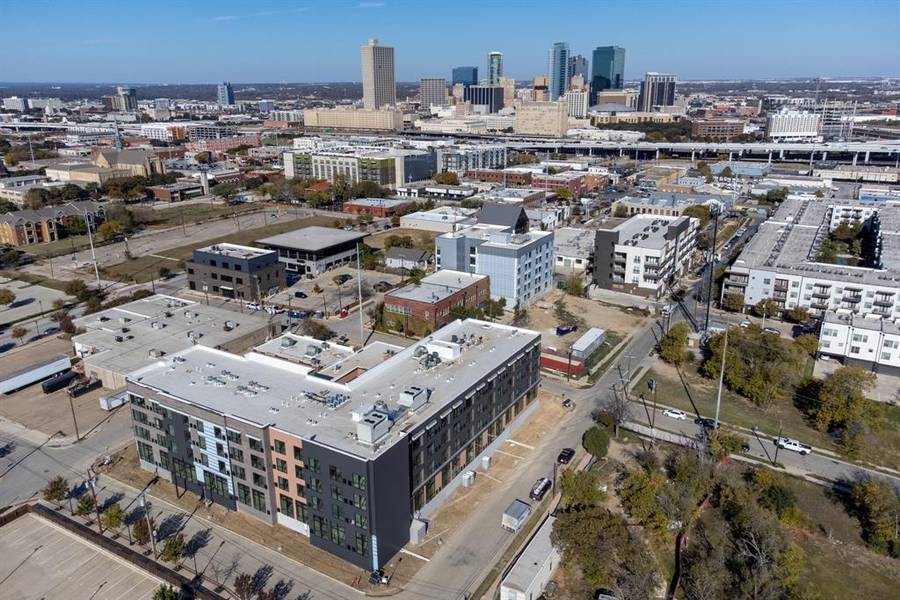457 CRAWFORD Street, Fort Worth, TX 76104