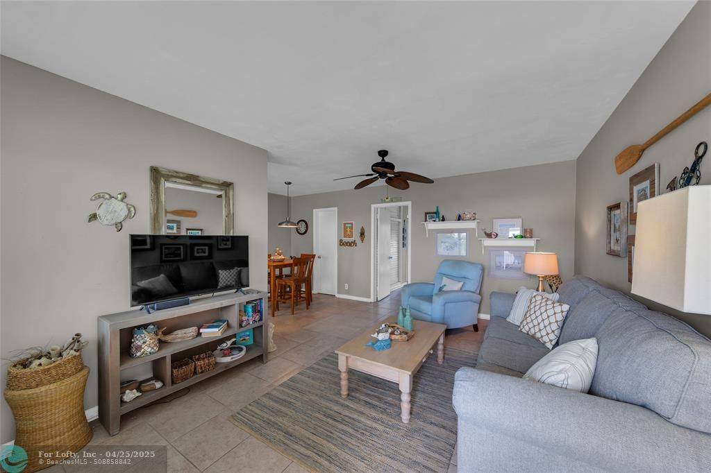 Boca Raton, FL 33432,11 SW 4th Ave  #11