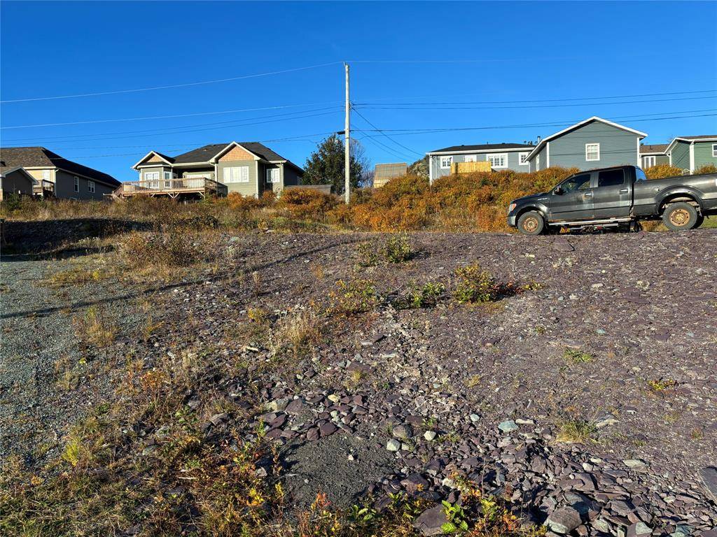 8 Chelsea Place, Bay Roberts, NL A0A 1G0