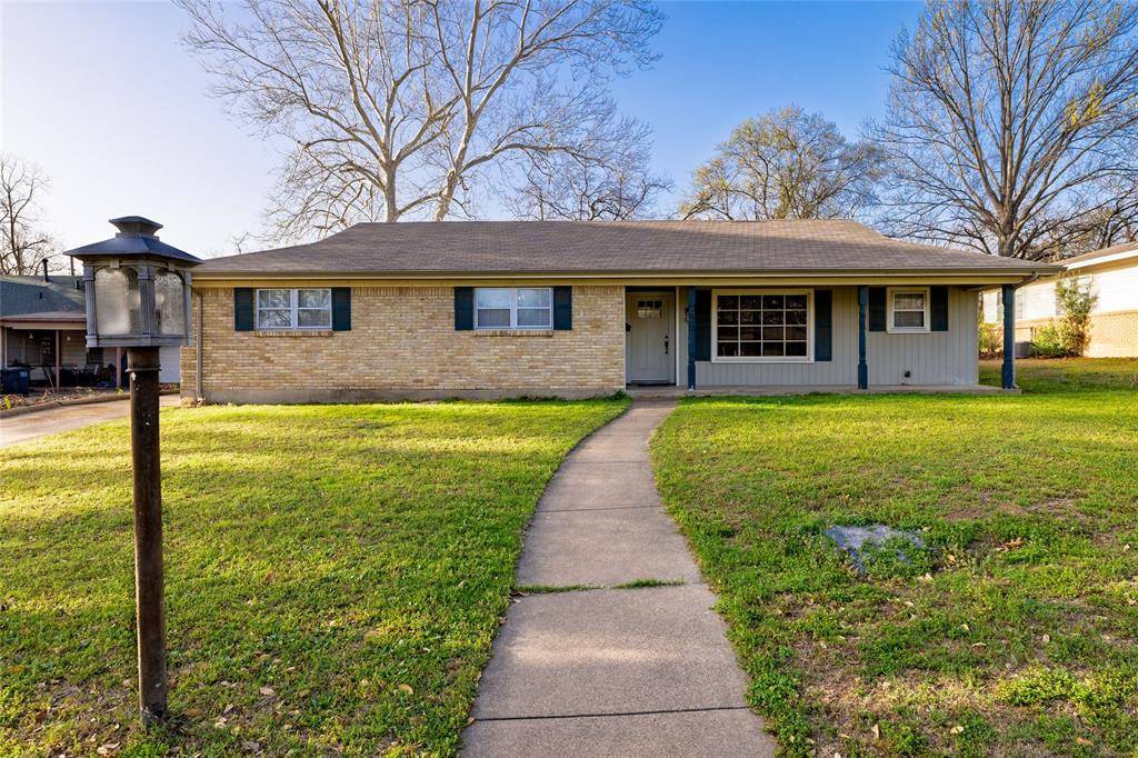 7240 Jewell Avenue, Fort Worth, TX 76112
