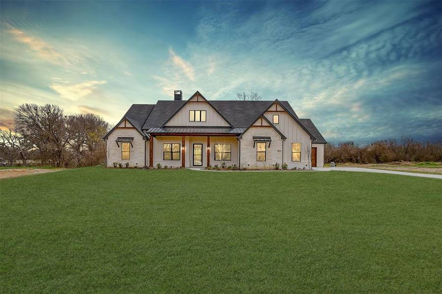 2012 Meadow Bend Court, Annetta South, TX 76008