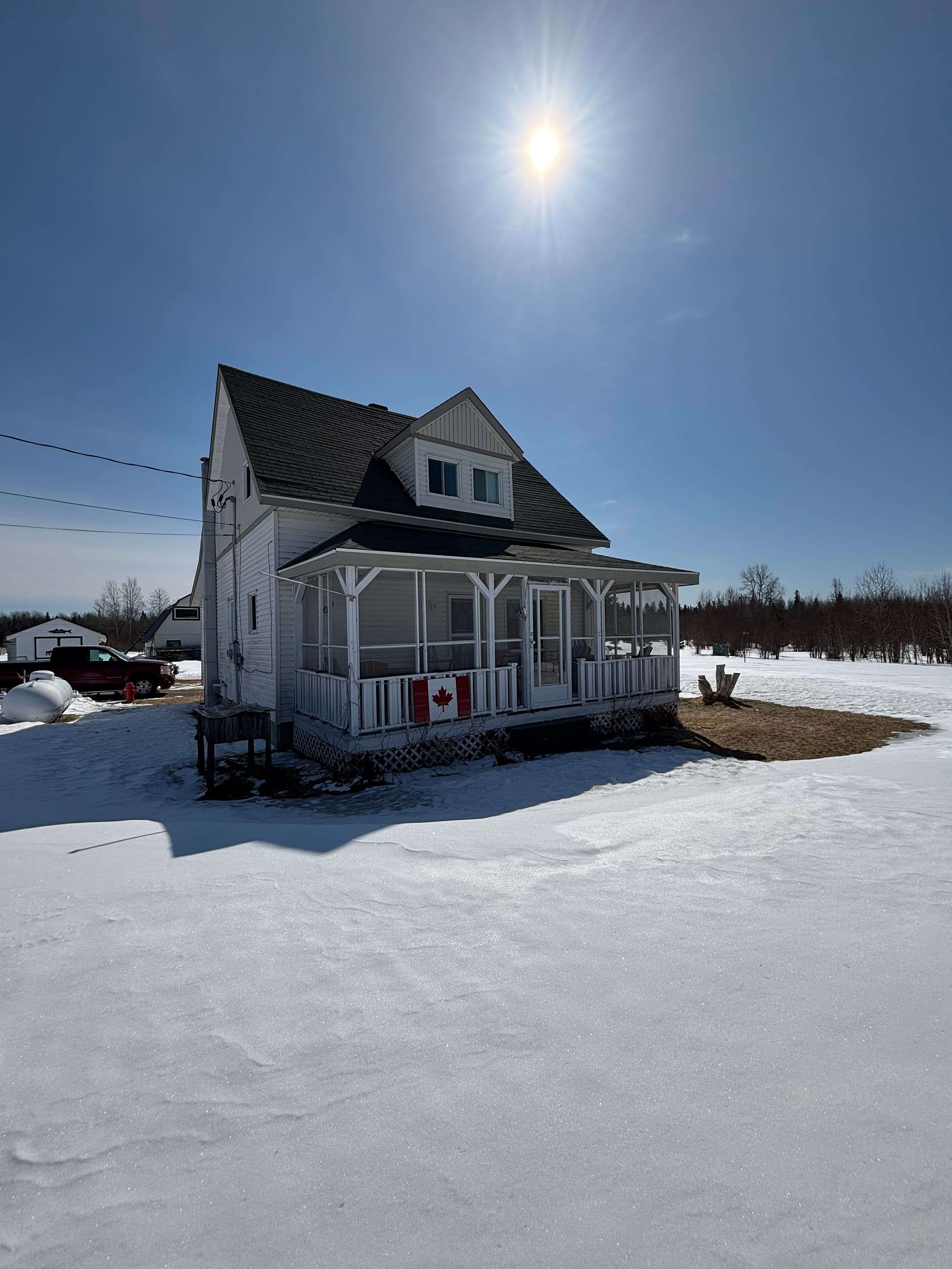 709 Junction RD S, Smooth Rock Falls, ON P0L 2B0