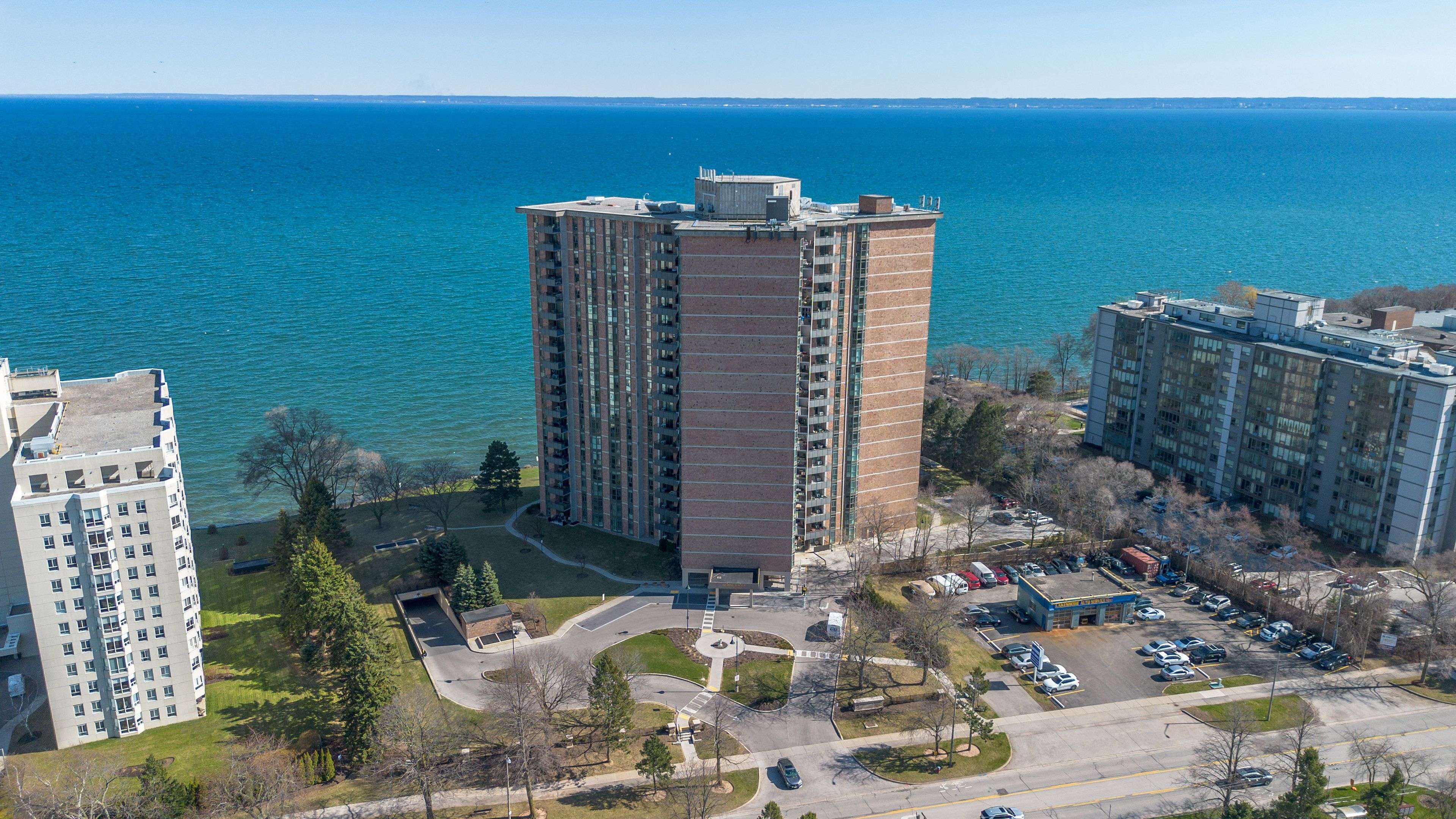 5250 Lakeshore RD #908, Burlington, ON L7L 5L2