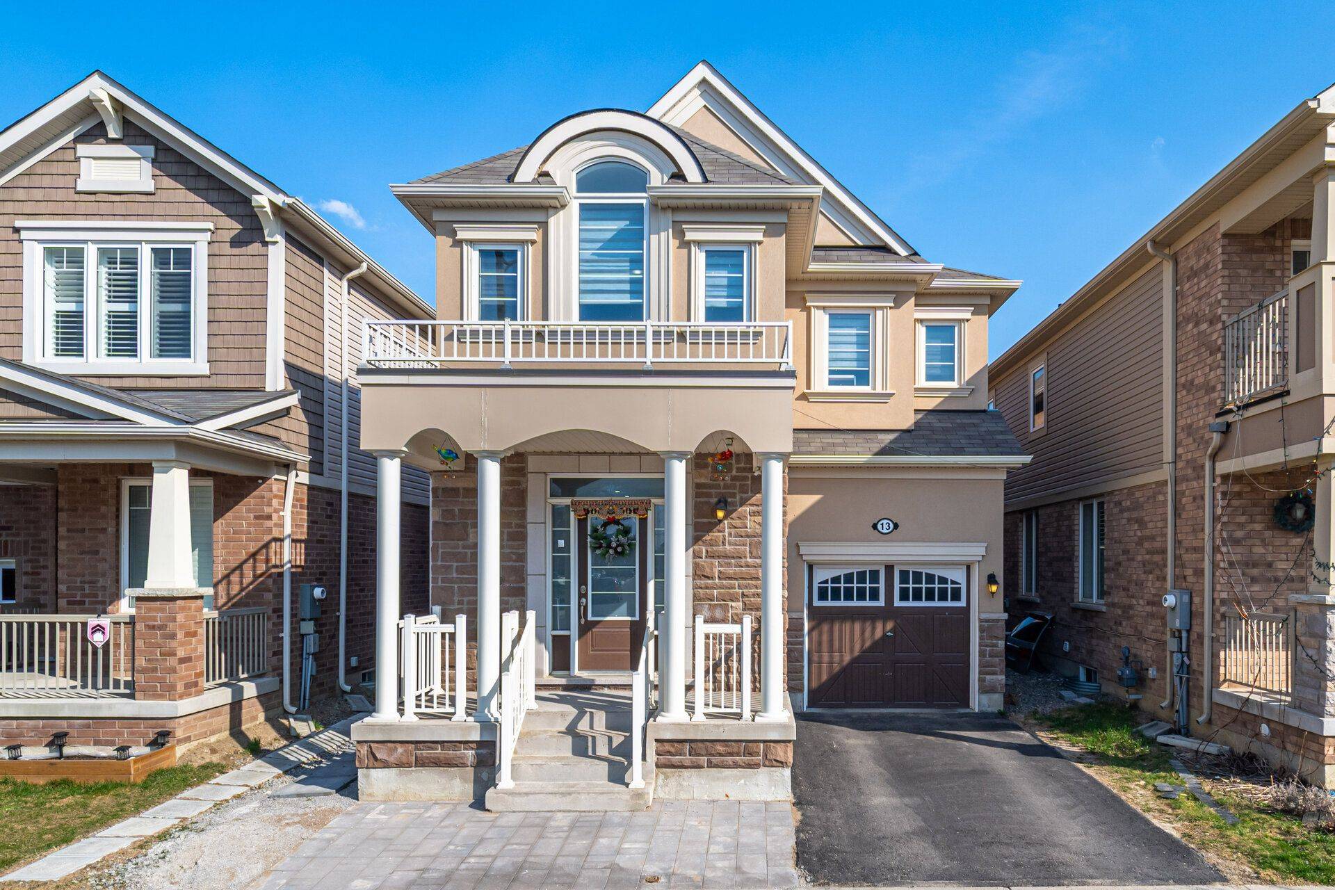 13 Redfern ST, Brampton, ON L7A 4T7