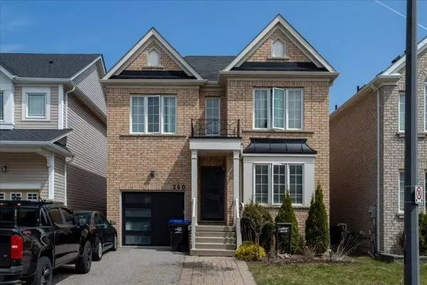 240 Armstrong CRES, Bradford West Gwillimbury, ON L3Z 2A4