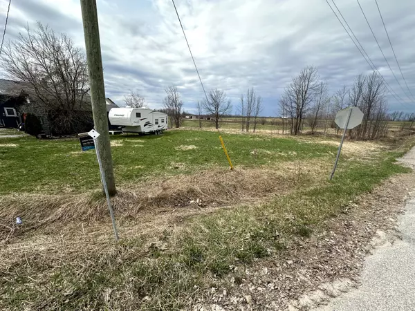 3364 Monck RD, Ramara, ON L3V 0P6