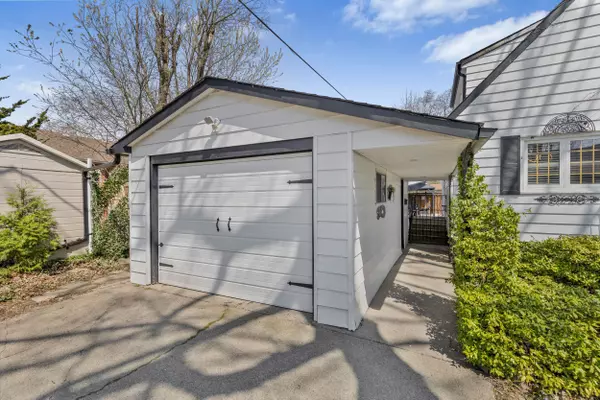 Hamilton, ON L9C 1K2,2 Westcliffe AVE